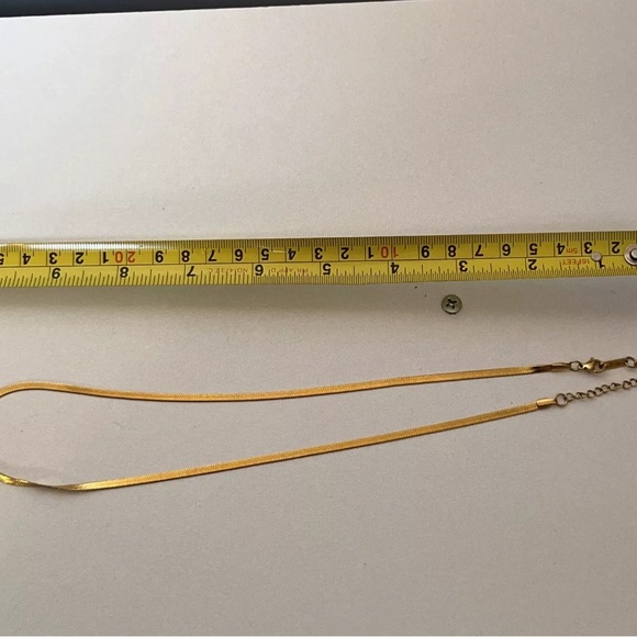 Gold plated herringbone chain - Picture 6 of 9